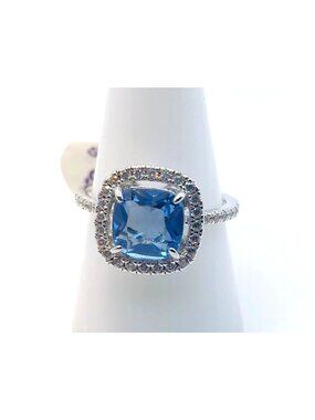 Ring Bomb Party Ring # 2931, size 9 LC light blue quartz glam fashion